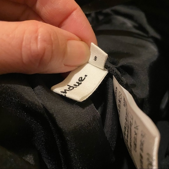 NWT~JUPE VENDUE Black Pleated Buckle Skirts Size Small - Picture 8 of 9